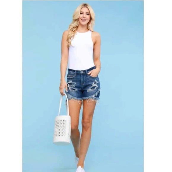 Judy Blue Tulip Distressed Jean Shorts Layered Leg Size Medium - Picture 10 of 11